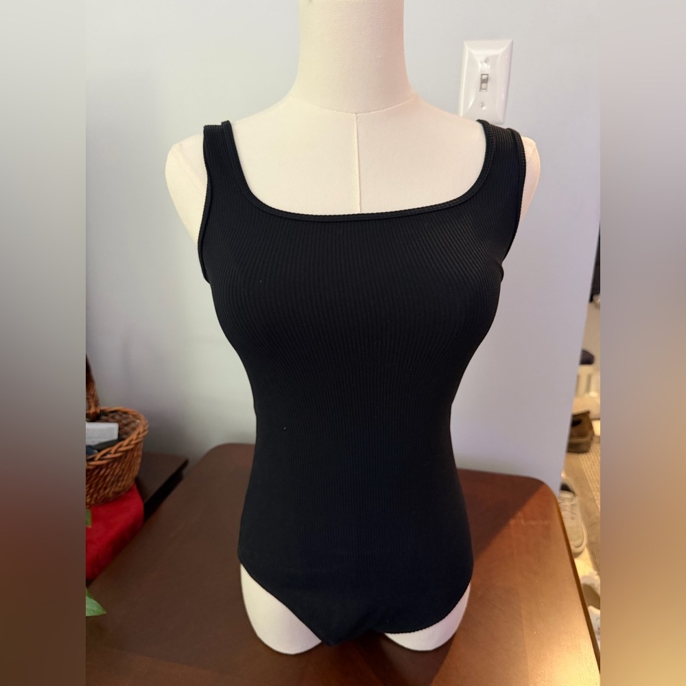Abercrombie & Fitch Black Ribbed Tank Top